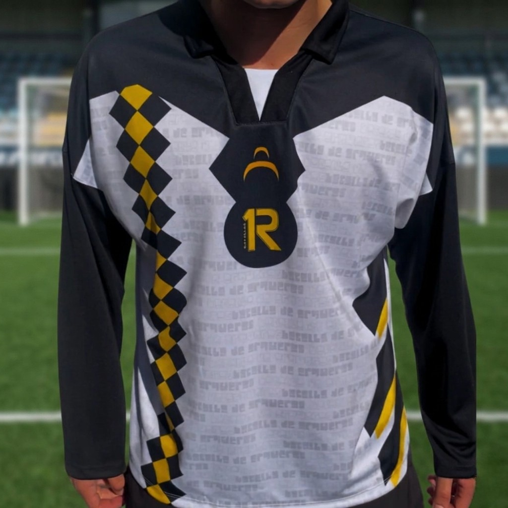 CAMISETA RETRO TOCADA TAPADA 1° EDICIÓN | RADON X RAW GOALIE BATALLAS